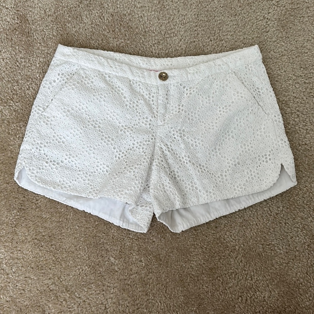 Lilly Pulitzer Adie Short in Resort White-Pop the Bubbly Eyelet